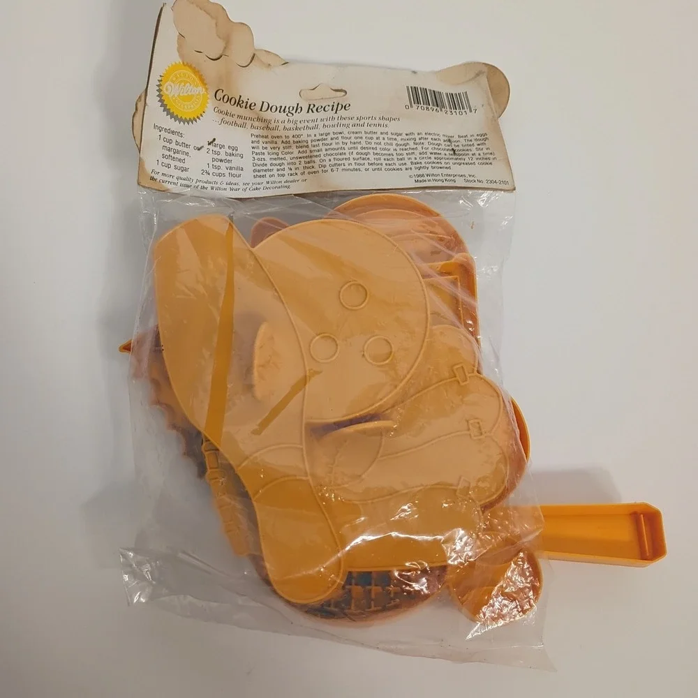 Wilton sports cookie